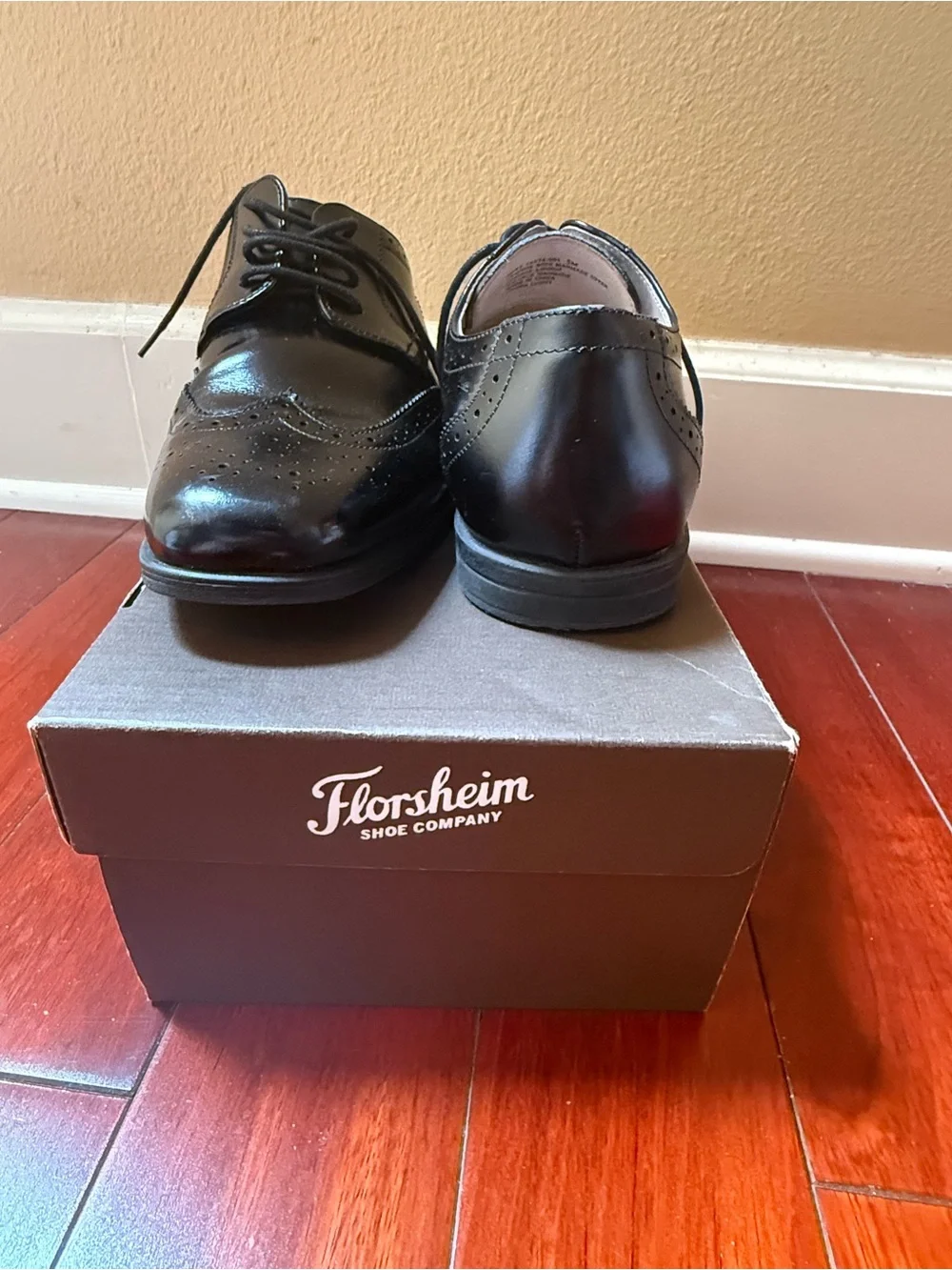 Florsheim Black Brogue Derby Lace-Up Shoes - Men